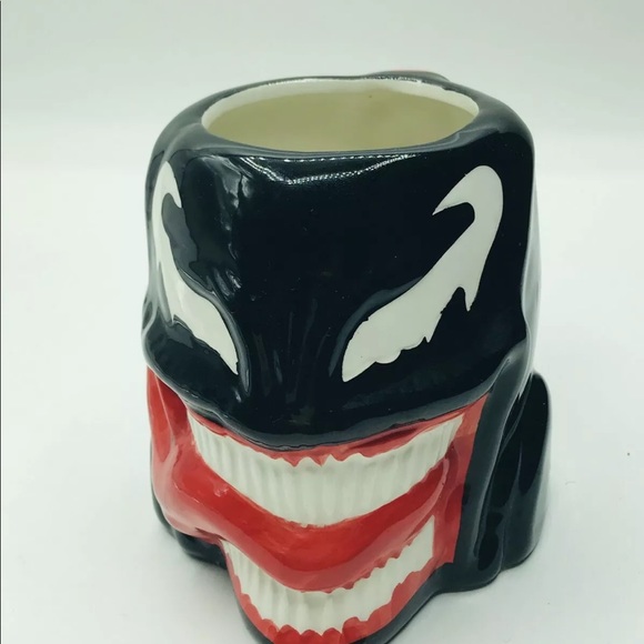Marvel Venom Ceramic Mug Black Red - Picture 7 of 8